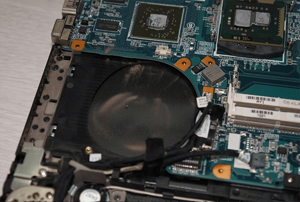dust at the installation place of the fan